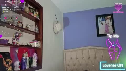 Stephania online show from June 10, 2026, 6:18 pm
