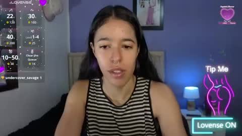 Stephania online show from June 26, 2026, 1:04 pm