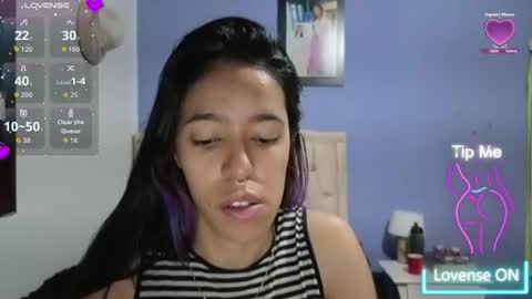 Stephania online show from June 27, 2026, 1:28 pm