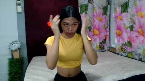 Snapshot of stephanie_zee chatting on July 12, 2026, 5:59 pm stephanie_zee online show from July 12, 2026, 5:59 pm