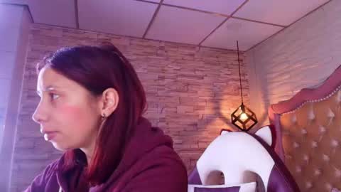 Snapshot of stephaniesun_ chatting on July 2, 2026, 12:44 pm Stephaniesun online show from July 2, 2026, 12:44 pm