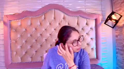 Snapshot of stephaniesun_ chatting on July 28, 2026, 3:54 pm Stephaniesun online show from July 28, 2026, 3:54 pm