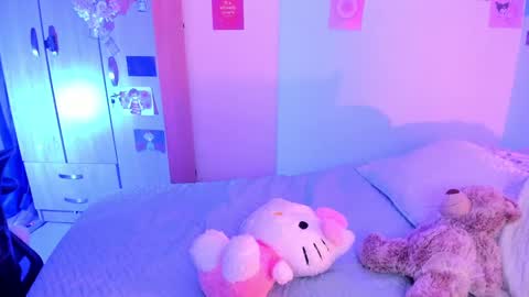 Stephanie  online show from February 26, 2025, 2:48 am