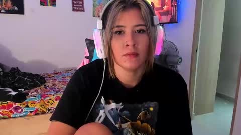 Stephany  independient model  online show from February 1, 2025, 2:26 am