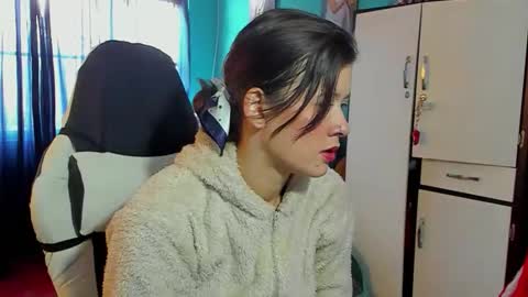 Snapshot of stephany_uwu chatting on June 3, 2026, 1:36 pm Stephany independient model online show from June 3, 2026, 1:36 pm
