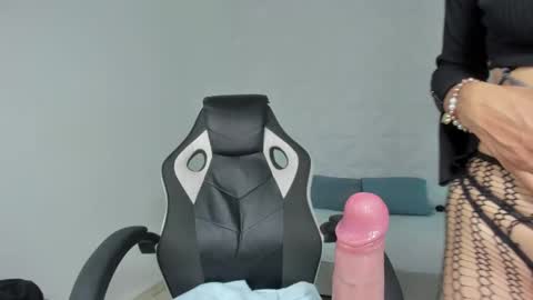 S T E P H A N Y A online show from February 26, 2025, 2:48 am