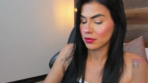 S T E P H A N Y A online show from November 13, 2025, 7:35 pm