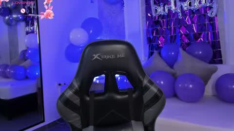 Snapshot of stephanya_ chatting on July 27, 2026, 6:26 pm S T E P H A N Y A online show from July 27, 2026, 6:26 pm