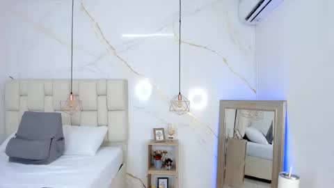 Snapshot of stephanysc chatting on March 4, 2025, 1:01 am Stefanny online show from March 4, 2025, 1:01 am