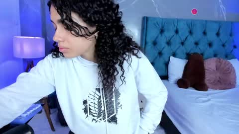 Stefanny online show from May 15, 2026, 12:28 am