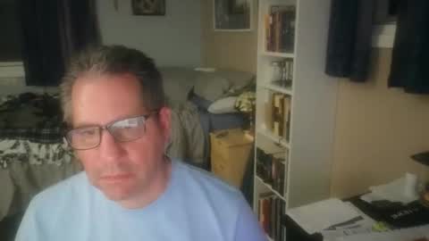 stephenhal9 online show from April 30, 2026, 3:57 am