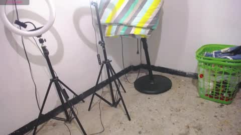 Snapshot of stepmom_slut_50_ chatting on January 9, 2025, 2:01 am Angie mature online show from January 9, 2025, 2:01 am