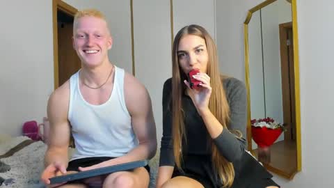 Snapshot of stepsisandstepbro chatting on April 24, 2026, 5:59 pm Step sis and Step bro online show from April 24, 2026, 5:59 pm