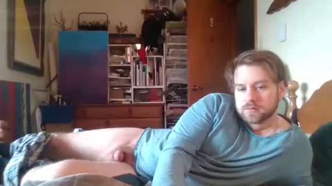 Snapshot of sterben13v chatting on April 3, 2026, 12:03 pm Ian23602 online show from April 3, 2026, 12:03 pm