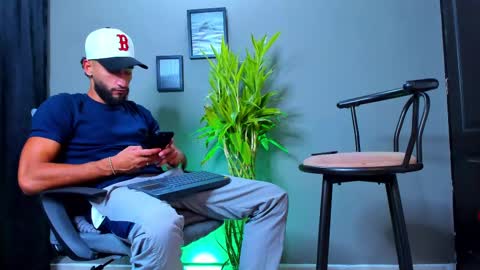 Steve  online show from October 7, 2025, 1:58 am