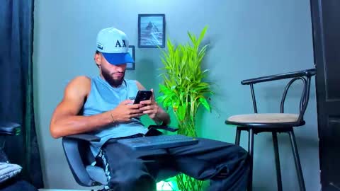 Steve  online show from November 7, 2025, 2:06 pm