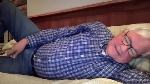 Snapshot of steve988279 chatting on March 3, 2025, 11:46 pm Steve online show from March 3, 2025, 11:46 pm