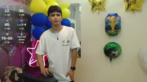 Snapshot of steve_hotman_ chatting on July 2, 2026, 8:04 pm Steve Hotman online show from July 2, 2026, 8:04 pm