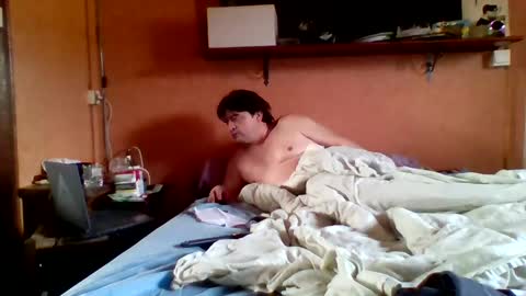 Snapshot of stevefromfrance chatting on February 19, 2025, 8:33 am stevefromfrance online show from February 19, 2025, 8:33 am