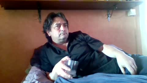 Snapshot of stevefromfrance chatting on March 3, 2025, 11:44 am stevefromfrance online show from March 3, 2025, 11:44 am
