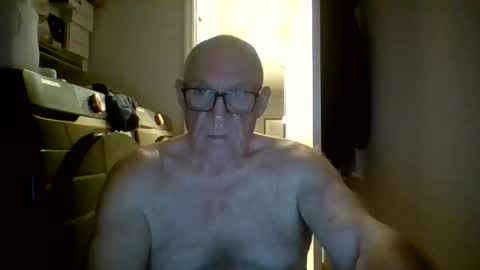 Snapshot of stevejons47 chatting on March 14, 2026, 12:17 am stevejons47 online show from March 14, 2026, 12:17 am