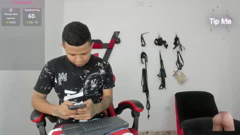 Snapshot of steven19_latinboy chatting on November 14, 2025, 11:31 am Steven online show from November 14, 2025, 11:31 am