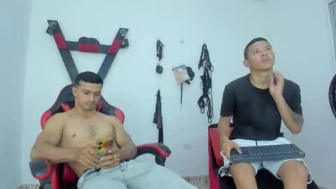 Snapshot of steven19_latinboy chatting on November 18, 2025, 11:03 am Steven online show from November 18, 2025, 11:03 am