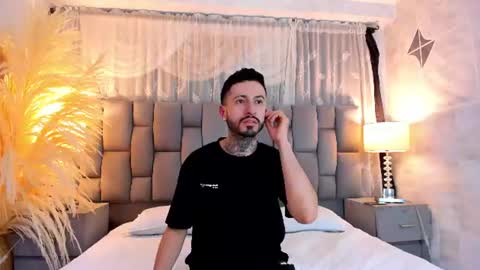 Snapshot of stevenandlaura_ chatting on July 23, 2026, 6:00 am stevenandlaura_ online show from July 23, 2026, 6:00 am