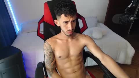 Snapshot of stevensex501 chatting on January 1, 2025, 2:09 am steven online show from January 1, 2025, 2:09 am