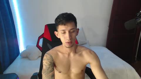 Snapshot of stevensex501 chatting on January 23, 2025, 4:09 am steven online show from January 23, 2025, 4:09 am