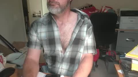 Snapshot of stevethetigerr chatting on December 15, 2025, 12:48 am SteveTheTigerr online show from December 15, 2025, 12:48 am