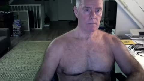 Snapshot of stevetwo chatting on February 3, 2025, 10:43 pm stevetwo online show from February 3, 2025, 10:43 pm