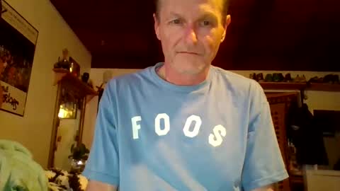 Snapshot of steviehard7 chatting on March 1, 2025, 2:04 am steviehard7 online show from March 1, 2025, 2:04 am