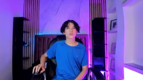 Sthepano  online show from May 5, 2026, 3:47 am