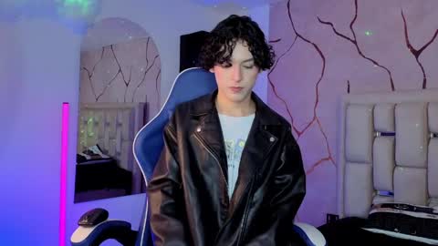 Sthepano  online show from May 22, 2026, 3:46 am