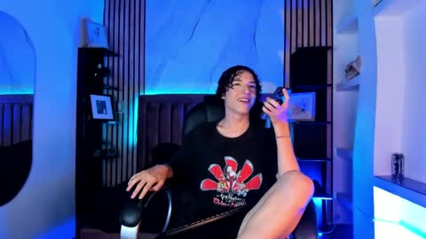 Sthepano  online show from June 10, 2026, 4:23 am
