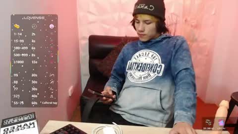 Snapshot of stich_23 chatting on June 17, 2026, 5:54 am Stich online show from June 17, 2026, 5:54 am