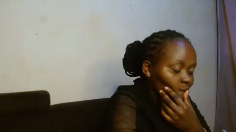 Snapshot of sticklavah chatting on November 2, 2025, 6:54 pm sticklavah online show from November 2, 2025, 6:54 pm