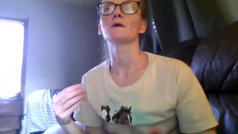 Snapshot of stickyredfunsize chatting on November 7, 2025, 5:02 pm stickyredfunsize online show from November 7, 2025, 5:02 pm