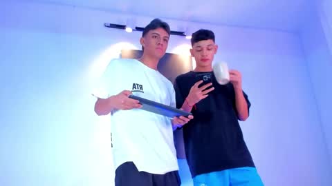 Snapshot of stiiveen_24cm chatting on October 22, 2025, 2:56 am Stiven brendan online show from October 22, 2025, 2:56 am