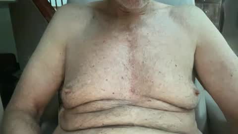 Snapshot of stillbad2 chatting on December 13, 2024, 9:09 pm Stillbad2 online show from December 13, 2024, 9:09 pm