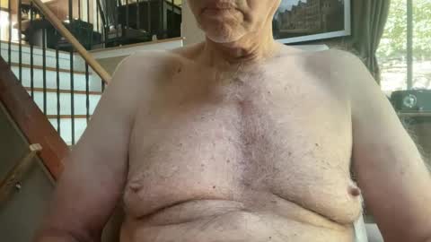 Snapshot of stillbad2 chatting on September 26, 2025, 6:12 pm Stillbad2 online show from September 26, 2025, 6:12 pm