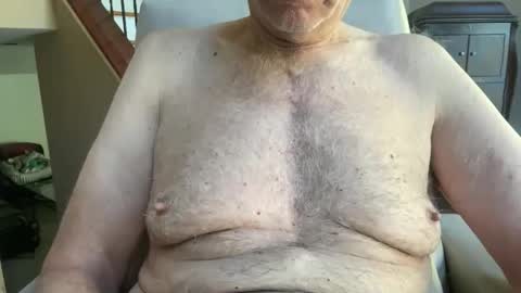 Snapshot of stillbad2 chatting on November 4, 2025, 3:11 pm Stillbad2 online show from November 4, 2025, 3:11 pm