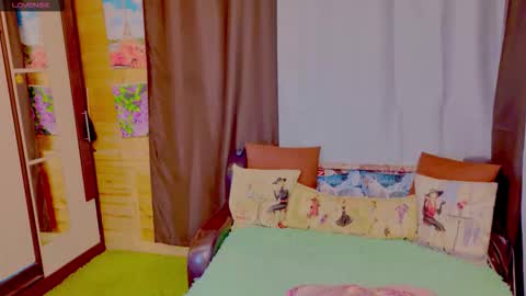 Snapshot of stiphlermomy chatting on October 25, 2025, 3:40 pm StiphlerMomy online show from October 25, 2025, 3:40 pm