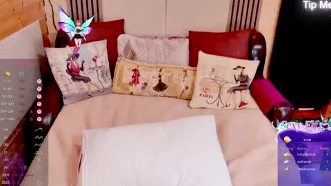 StiphlerMomy online show from April 23, 2026, 3:58 pm