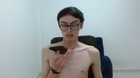 stiv_grant online show from April 28, 2026, 2:27 am