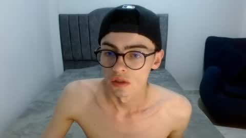 Snapshot of stiv_grant chatting on June 24, 2026, 10:58 am stiv_grant online show from June 24, 2026, 10:58 am