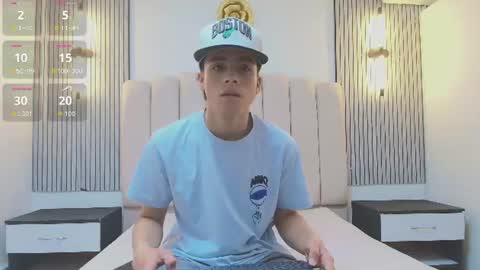 stiven_cooper2 online show from June 19, 2026, 12:20 pm