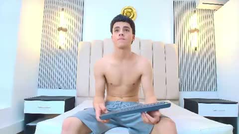 stiven_cooper2 online show from July 7, 2026, 12:42 pm