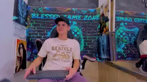 friends online show from February 12, 2026, 4:29 am